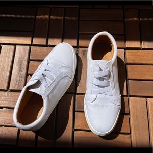 REPORT White Slip-On Platform Sneaker 🤍